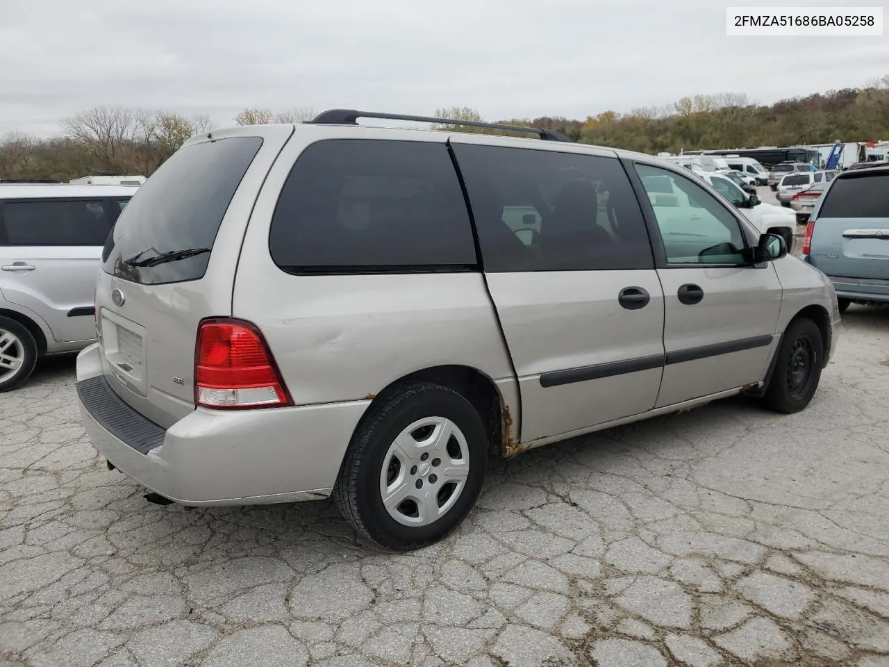 2006 Ford Freestar Se VIN: 2FMZA51686BA05258 Lot: 76427504