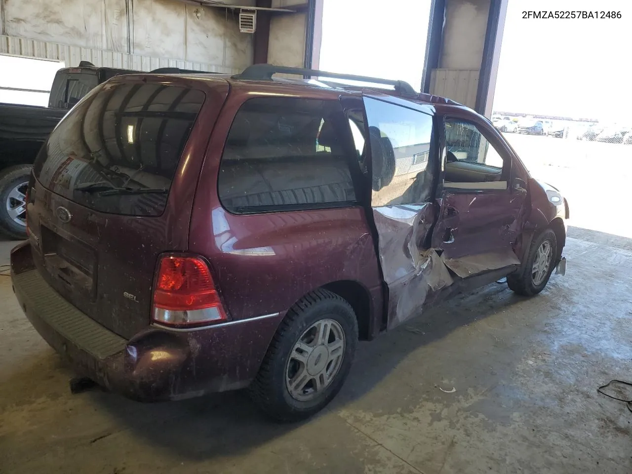 2FMZA52257BA12486 2007 Ford Freestar Sel