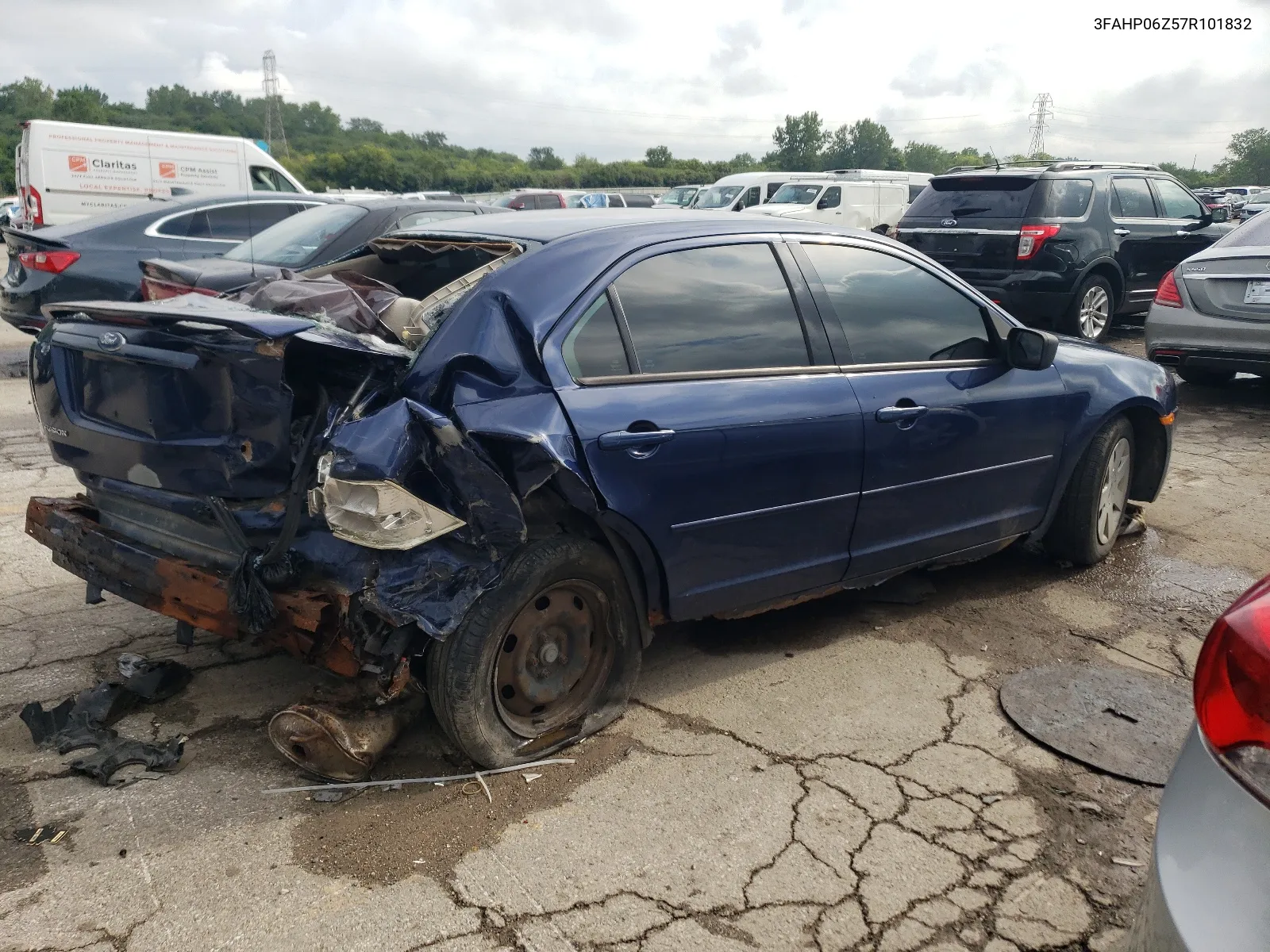 2007 Ford Fusion S VIN: 3FAHP06Z57R101832 Lot: 65581404