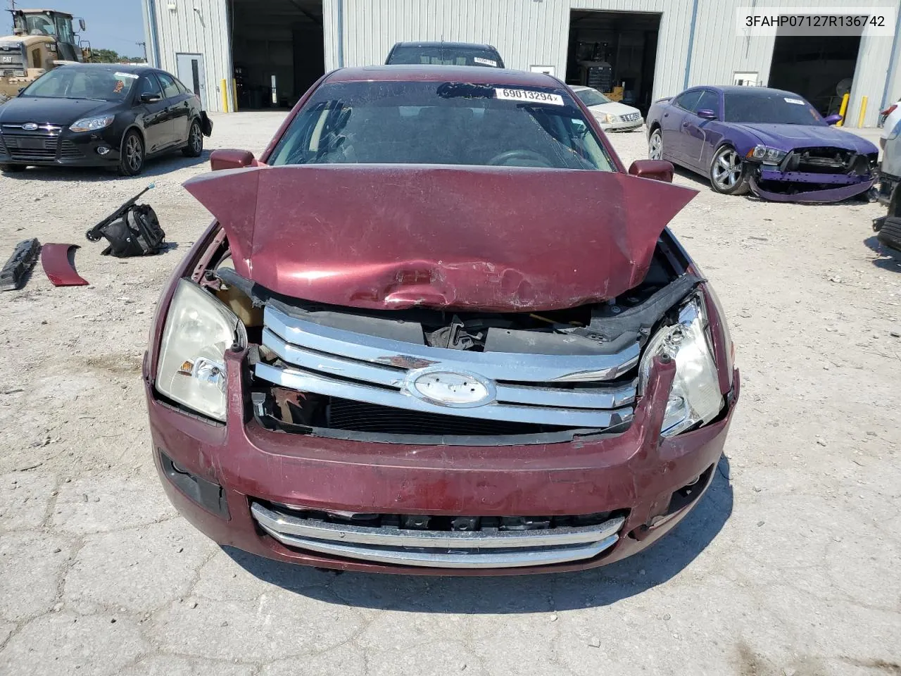 2007 Ford Fusion Se VIN: 3FAHP07127R136742 Lot: 69013294