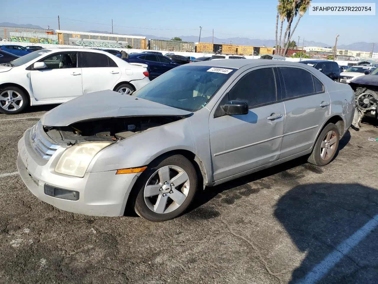 2007 Ford Fusion Se VIN: 3FAHP07Z57R220754 Lot: 73999144