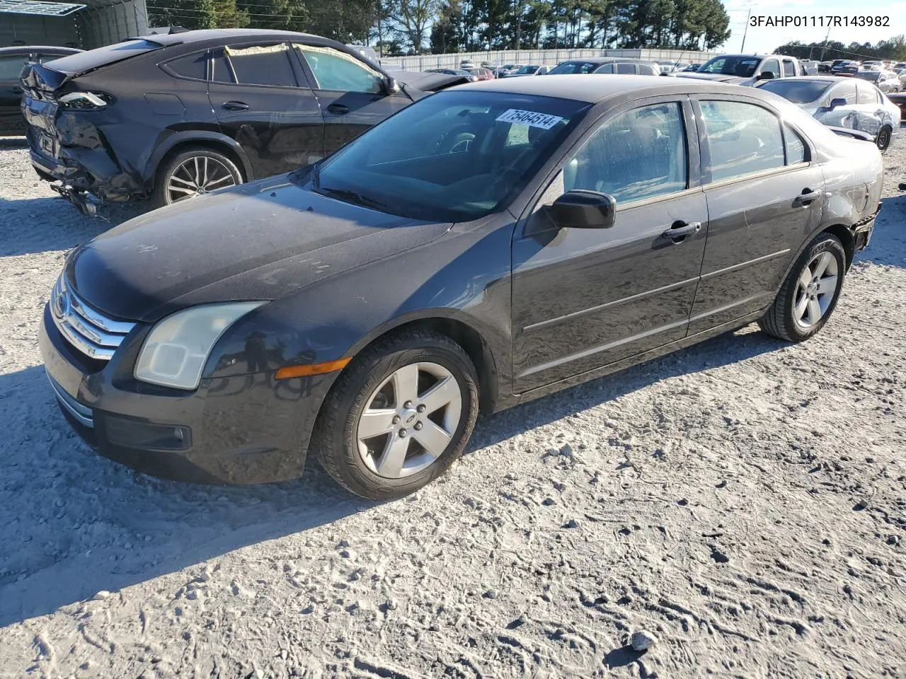 2007 Ford Fusion Se VIN: 3FAHP01117R143982 Lot: 75464514