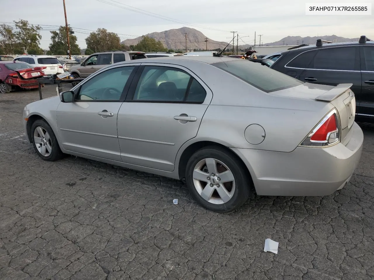 2007 Ford Fusion Se VIN: 3FAHP071X7R265585 Lot: 79581594