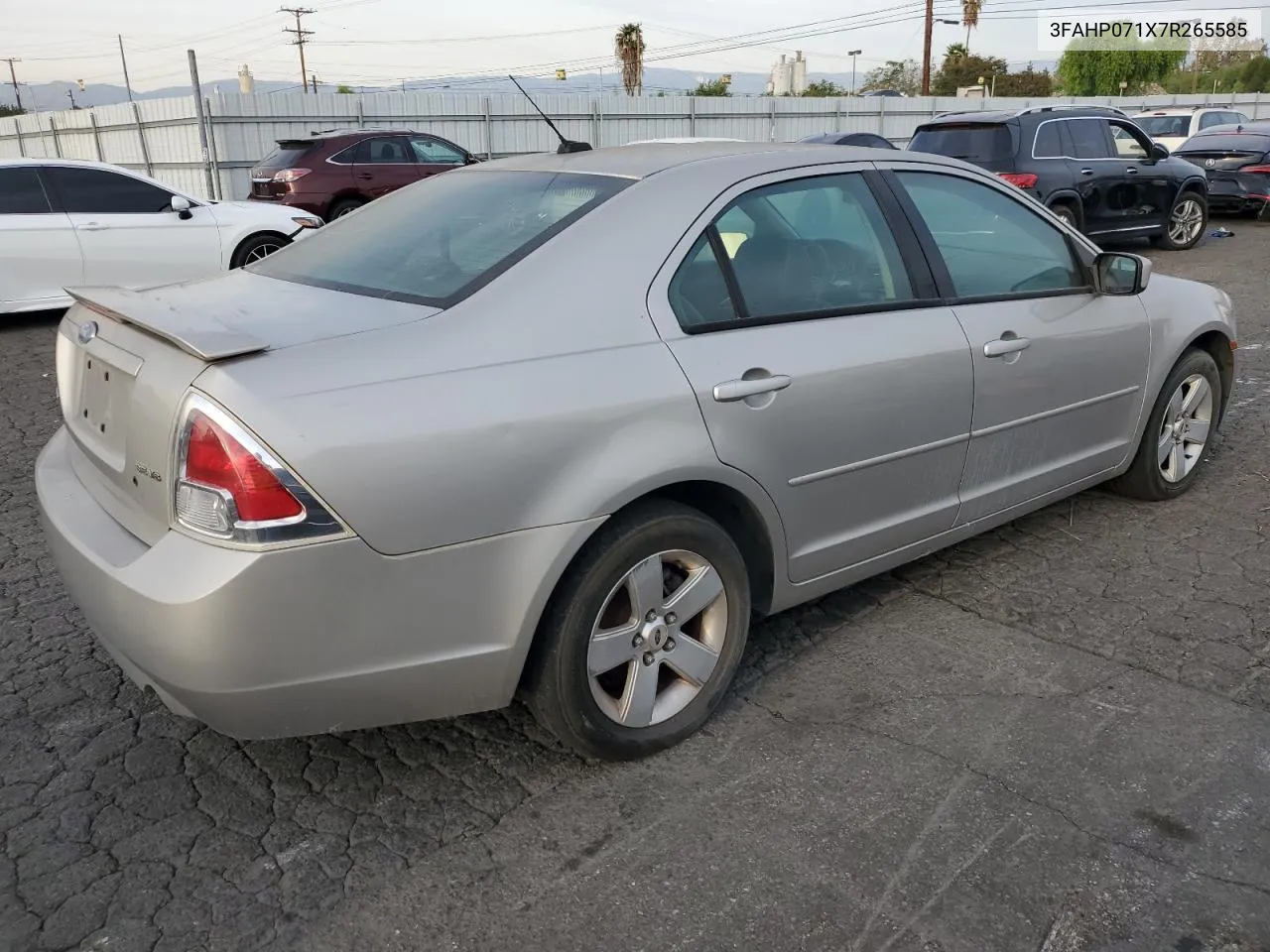 2007 Ford Fusion Se VIN: 3FAHP071X7R265585 Lot: 79581594