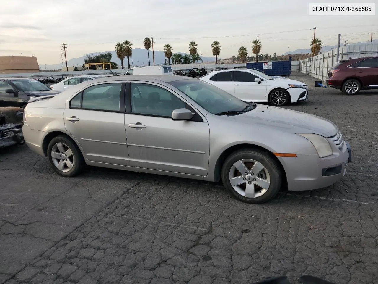 2007 Ford Fusion Se VIN: 3FAHP071X7R265585 Lot: 79581594