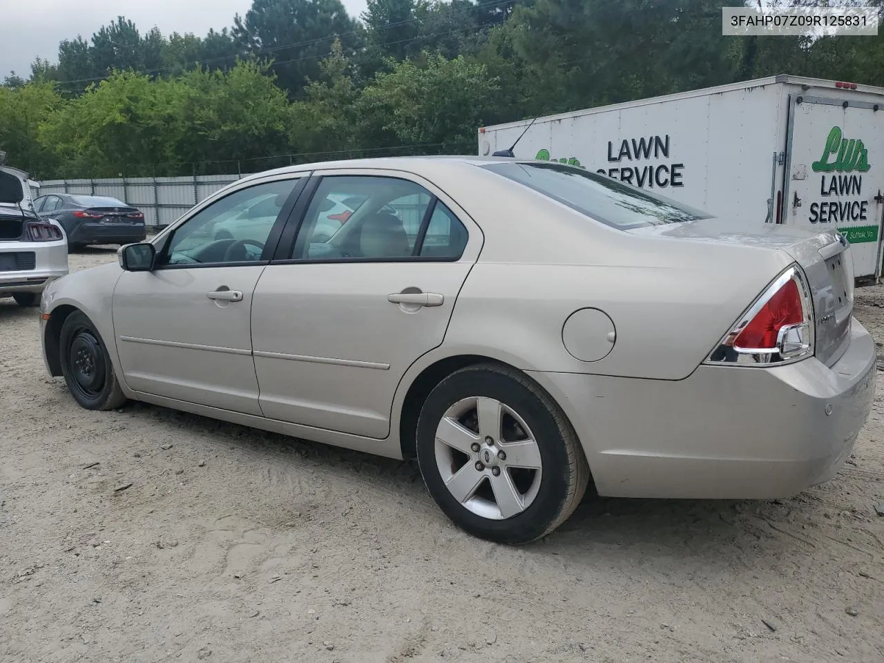 2009 Ford Fusion Se VIN: 3FAHP07Z09R125831 Lot: 70081614