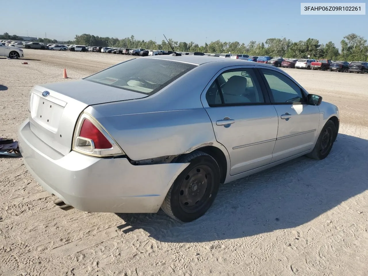 2009 Ford Fusion S VIN: 3FAHP06Z09R102261 Lot: 73591714