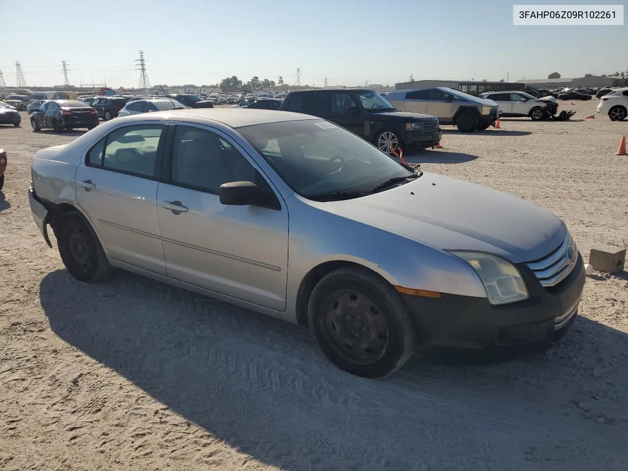 2009 Ford Fusion S VIN: 3FAHP06Z09R102261 Lot: 73591714