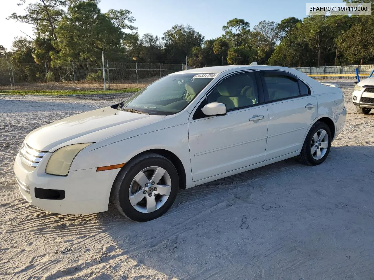 2009 Ford Fusion Se VIN: 3FAHP07119R119000 Lot: 80881734