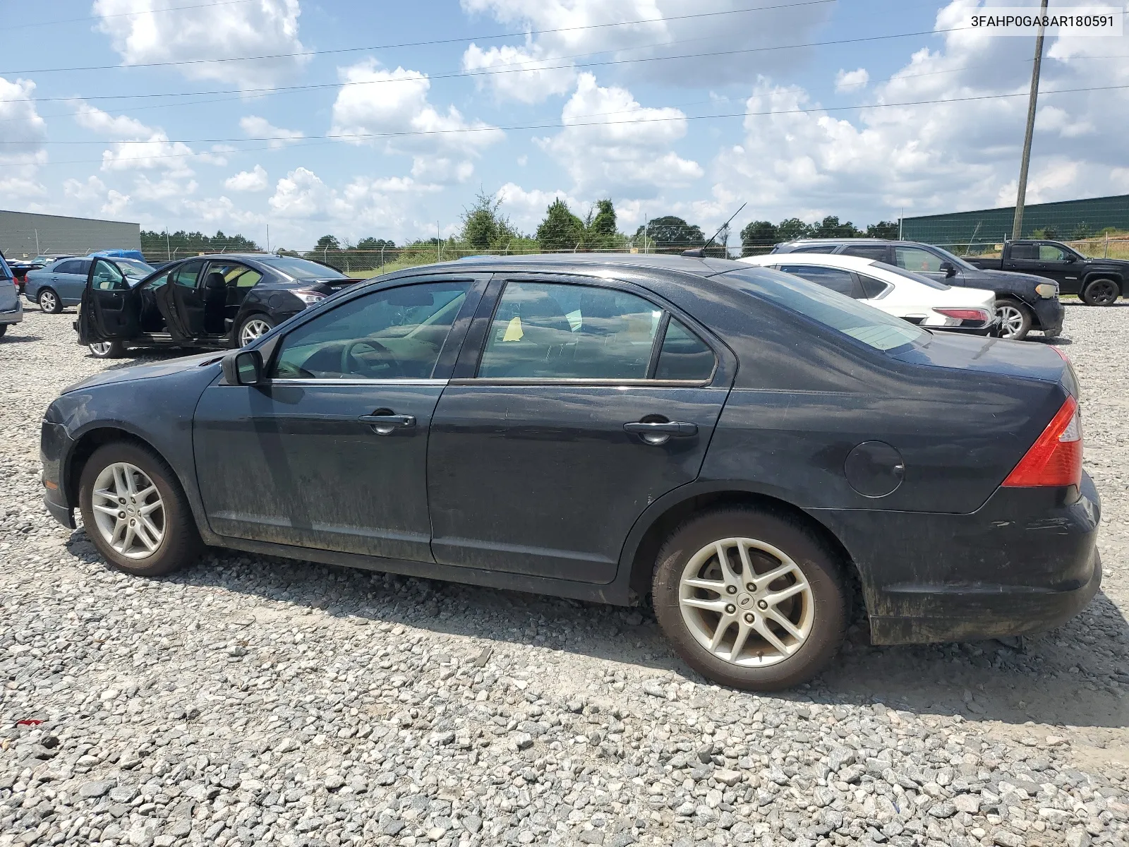 2010 Ford Fusion S VIN: 3FAHP0GA8AR180591 Lot: 67659524