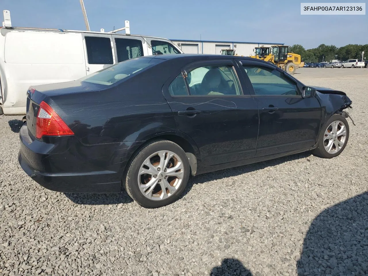 2010 Ford Fusion S VIN: 3FAHP0GA7AR123136 Lot: 68817454