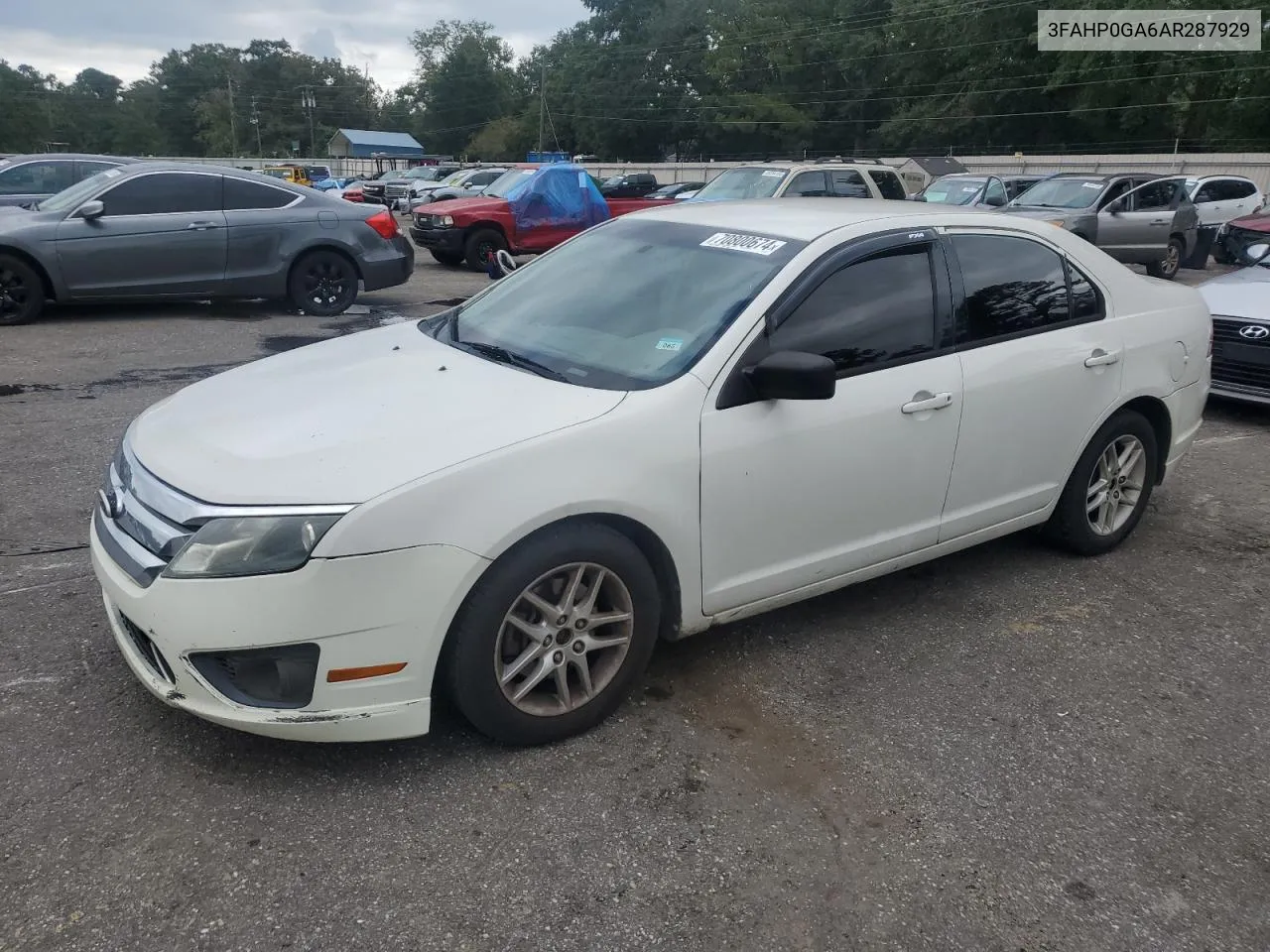 2010 Ford Fusion S VIN: 3FAHP0GA6AR287929 Lot: 70800674