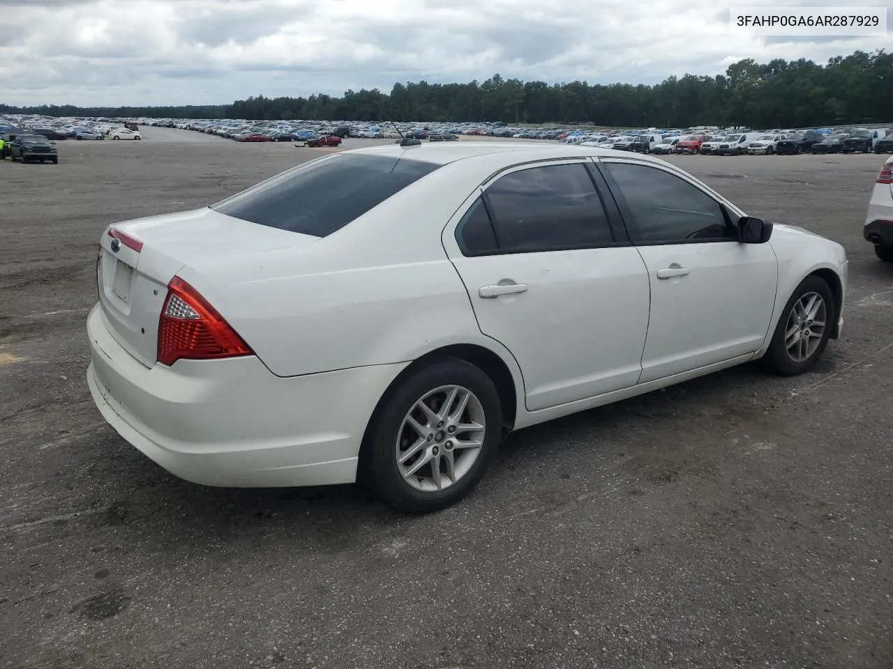 2010 Ford Fusion S VIN: 3FAHP0GA6AR287929 Lot: 70800674