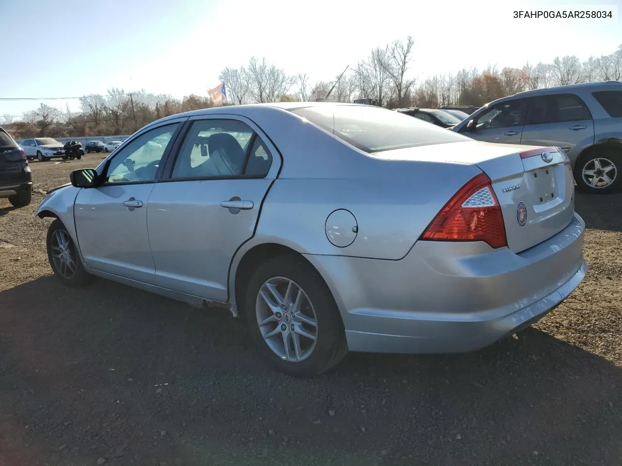 2010 Ford Fusion S VIN: 3FAHP0GA5AR258034 Lot: 78918804