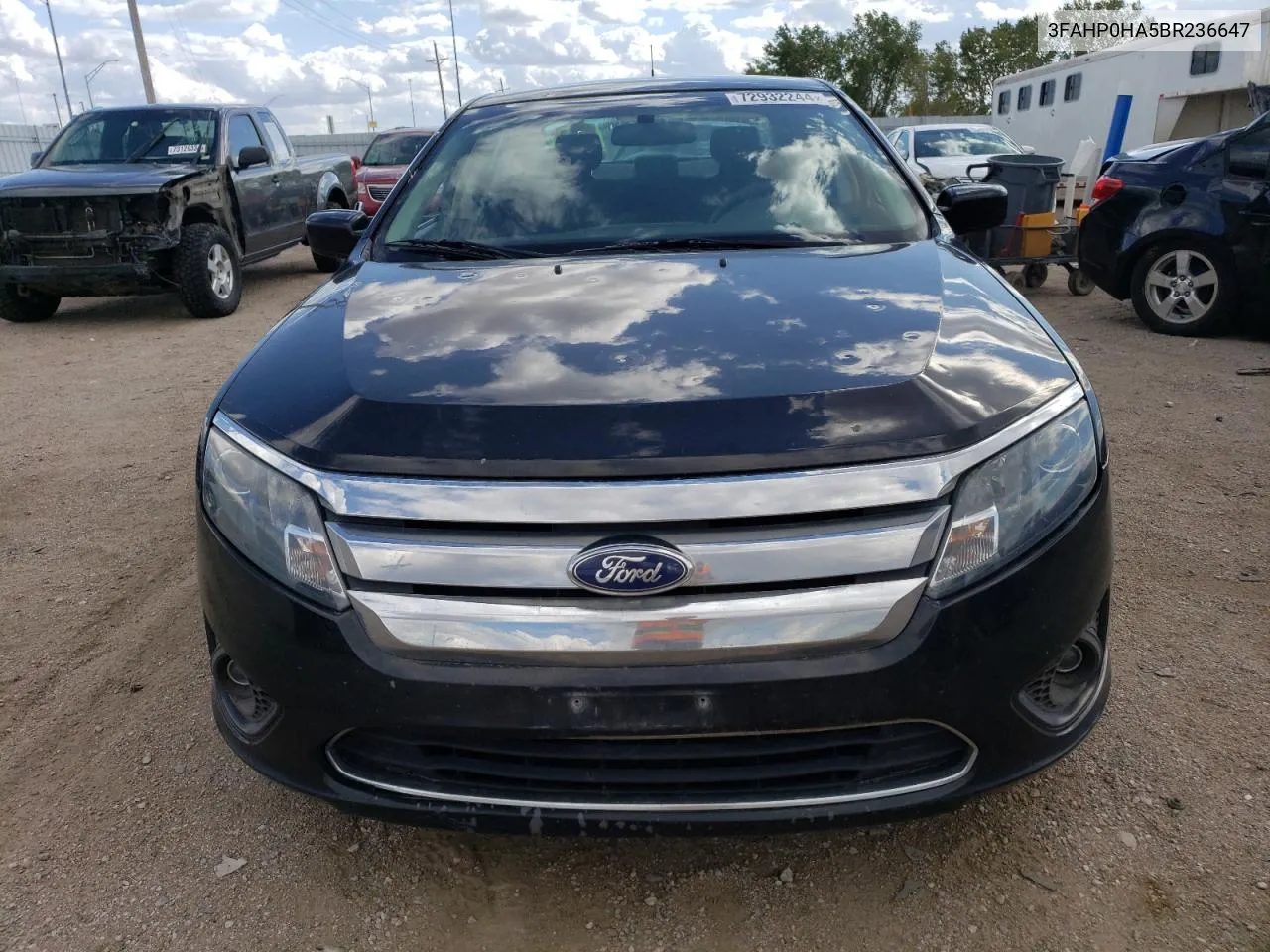 3FAHP0HA5BR236647 2011 Ford Fusion Se