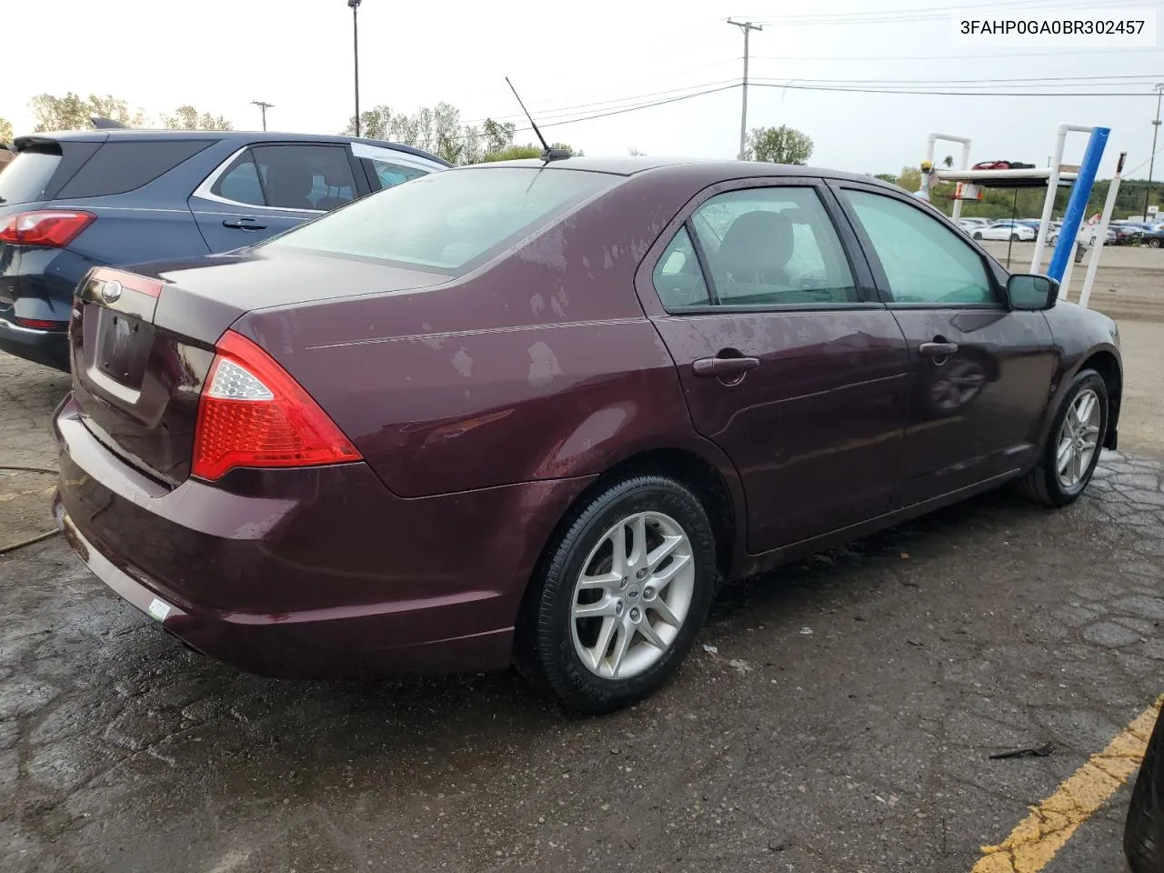 2011 Ford Fusion S VIN: 3FAHP0GA0BR302457 Lot: 72979774