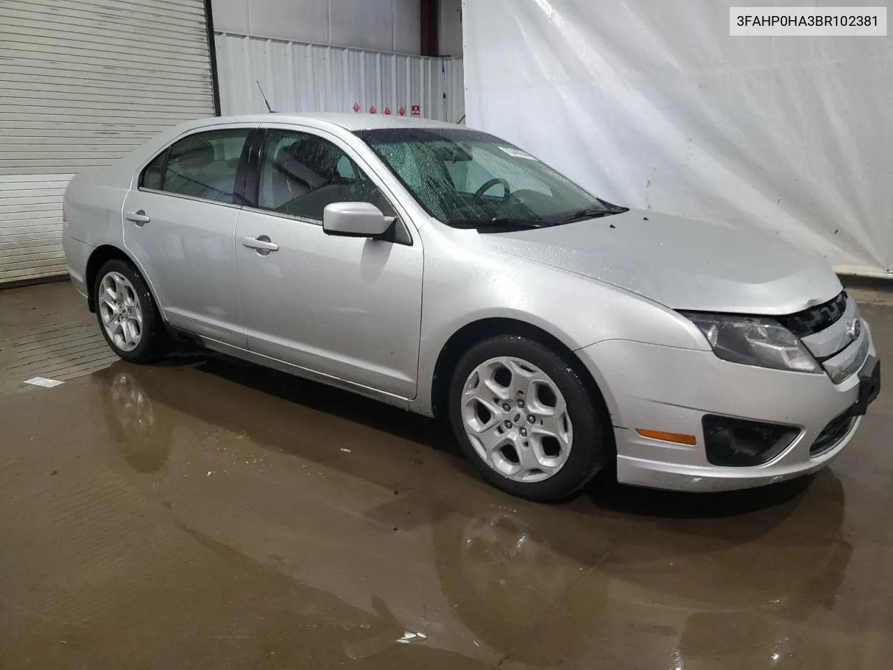 3FAHP0HA3BR102381 2011 Ford Fusion Se