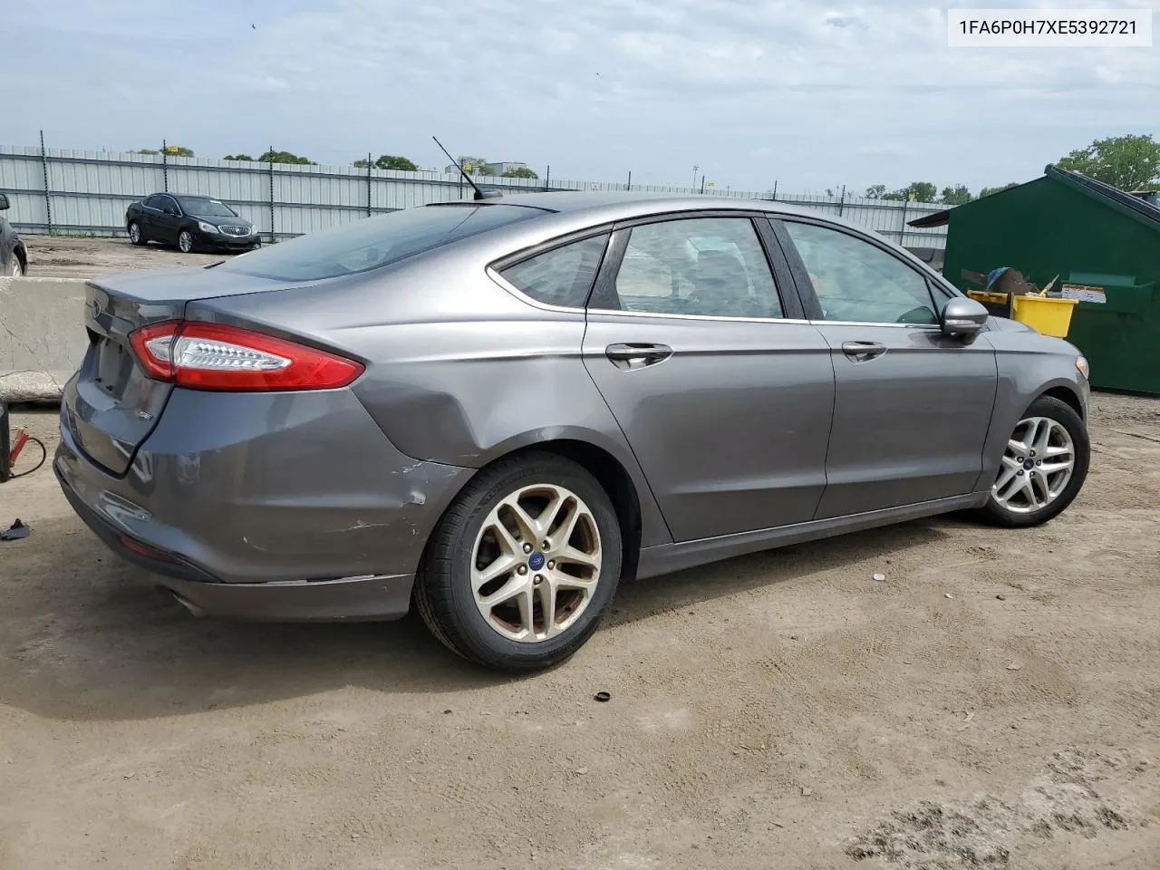 1FA6P0H7XE5392721 2014 Ford Fusion Se