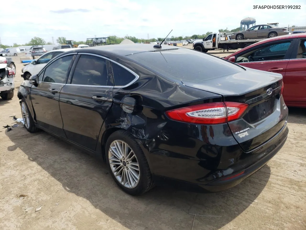 3FA6P0HD5ER199282 2014 Ford Fusion Se