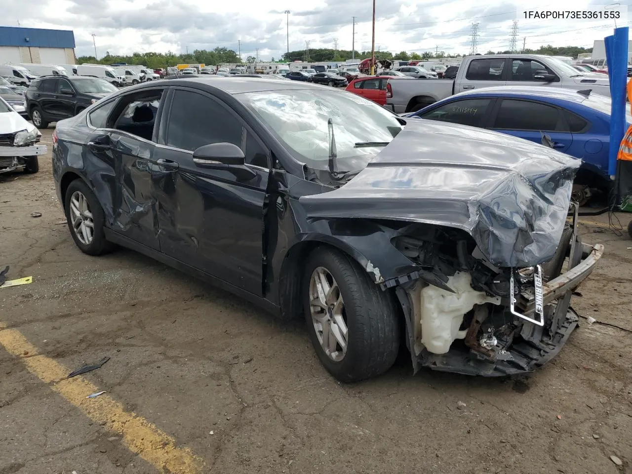 1FA6P0H73E5361553 2014 Ford Fusion Se