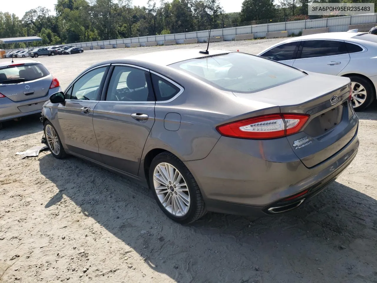 3FA6P0H95ER235483 2014 Ford Fusion Se