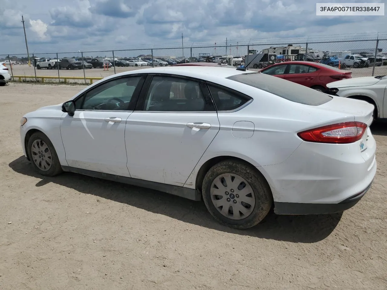 2014 Ford Fusion S VIN: 3FA6P0G71ER338447 Lot: 68809464