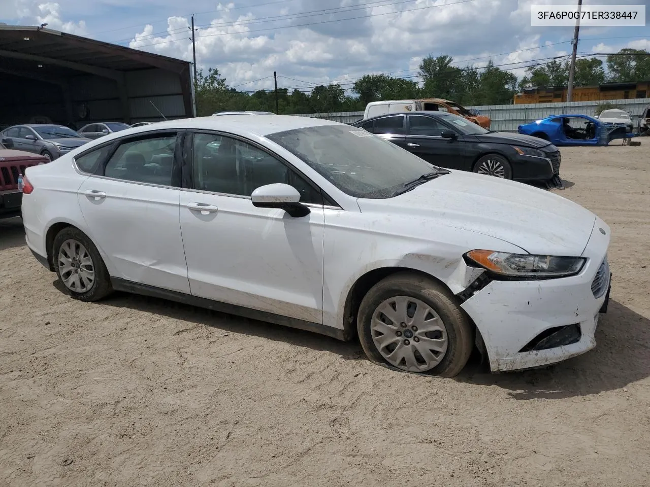 2014 Ford Fusion S VIN: 3FA6P0G71ER338447 Lot: 68809464