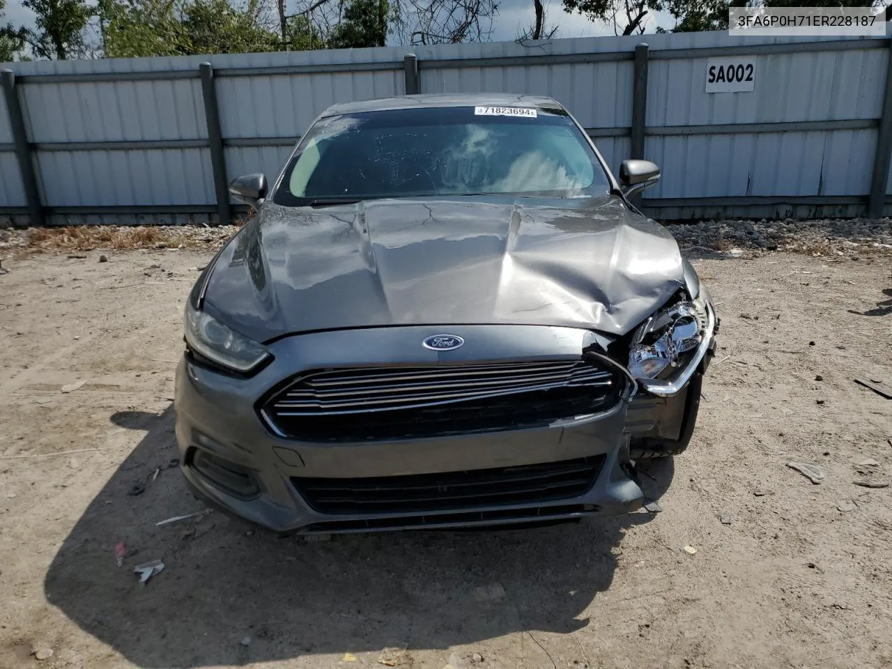 3FA6P0H71ER228187 2014 Ford Fusion Se