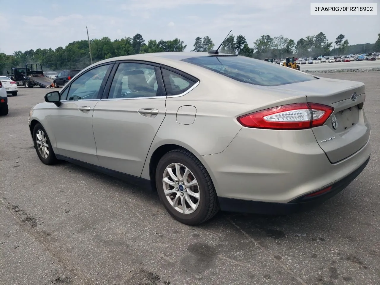 2015 Ford Fusion S VIN: 3FA6P0G70FR218902 Lot: 59671384