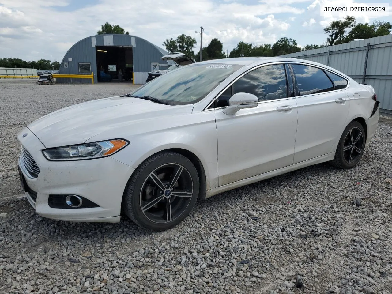 3FA6P0HD2FR109569 2015 Ford Fusion Se