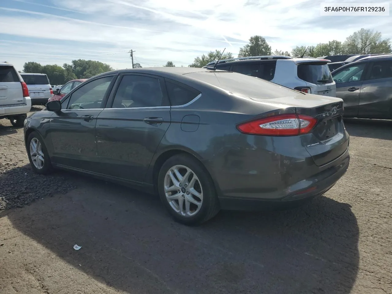 3FA6P0H76FR129236 2015 Ford Fusion Se