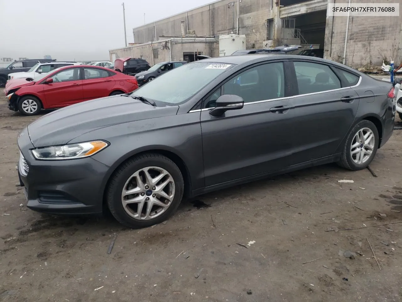 3FA6P0H7XFR176088 2015 Ford Fusion Se