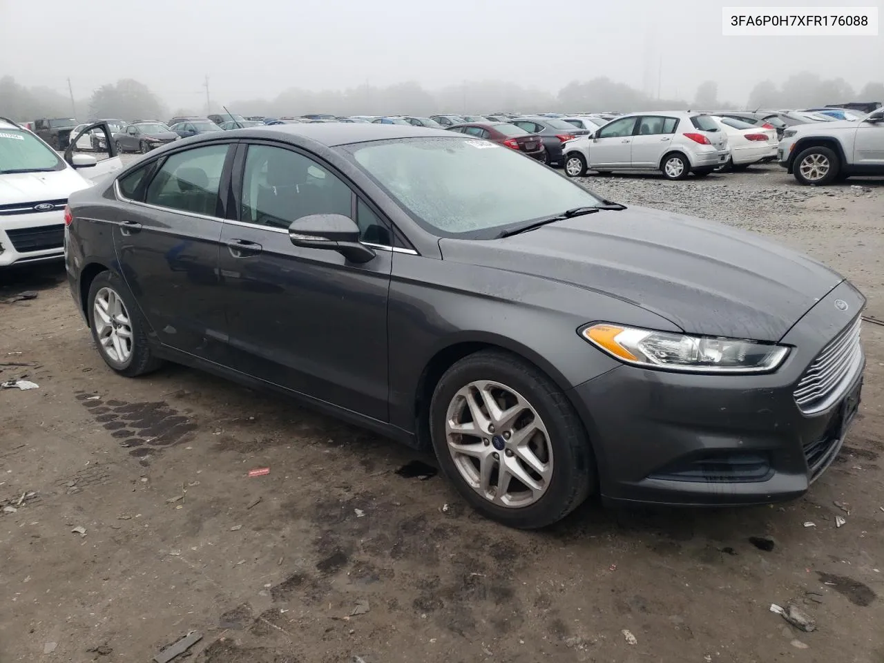 3FA6P0H7XFR176088 2015 Ford Fusion Se