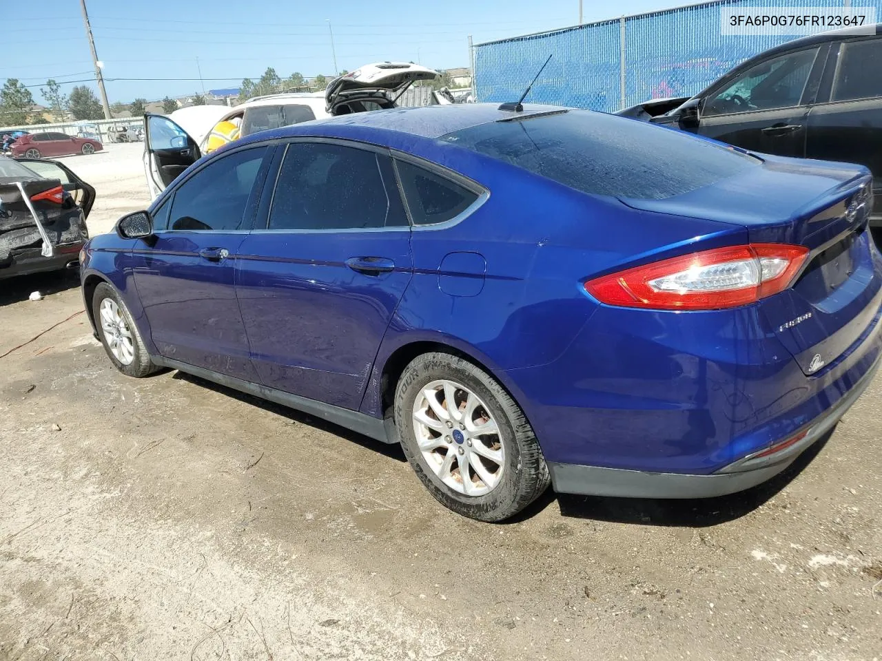 2015 Ford Fusion S VIN: 3FA6P0G76FR123647 Lot: 74904734