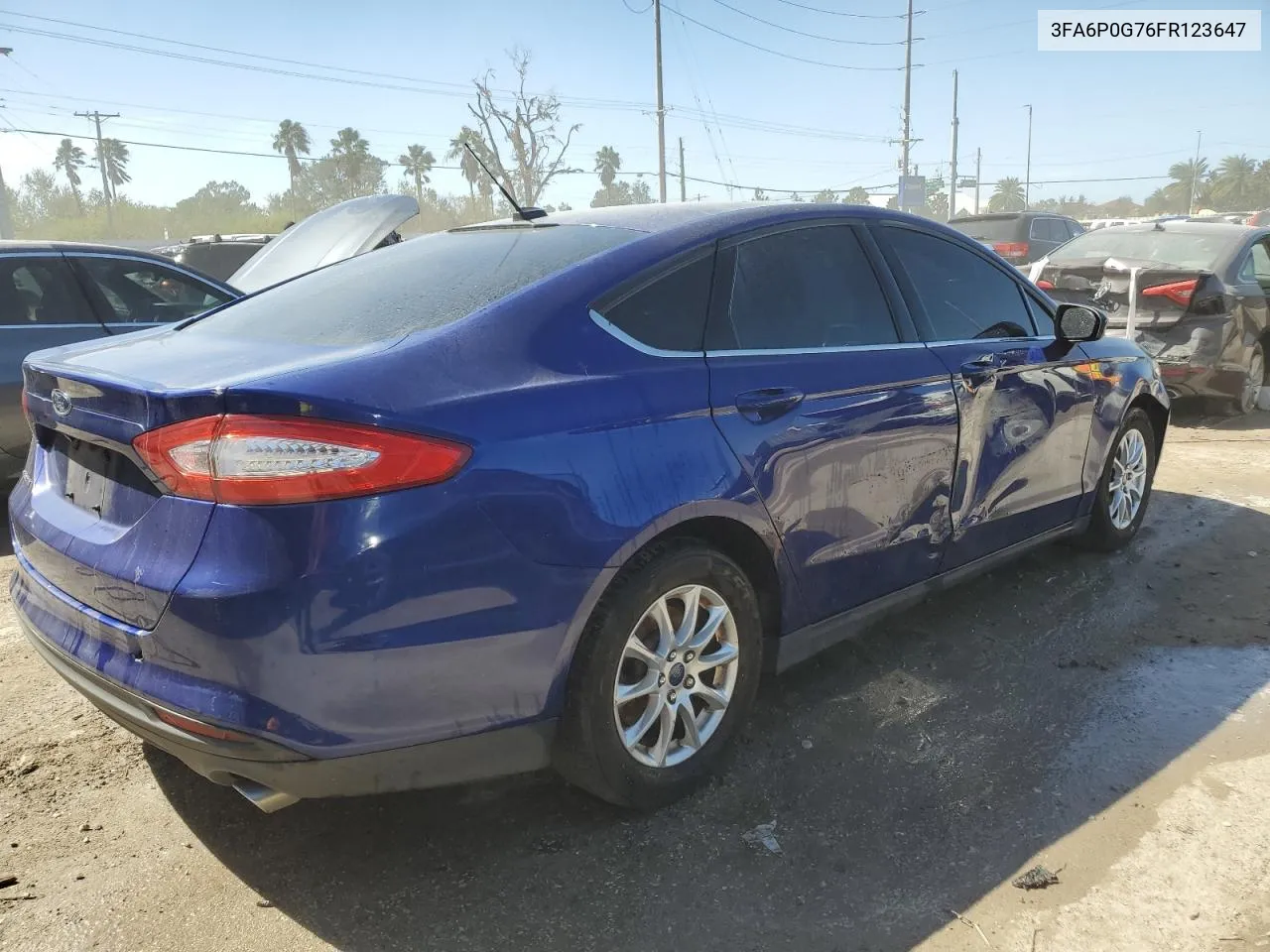 2015 Ford Fusion S VIN: 3FA6P0G76FR123647 Lot: 74904734