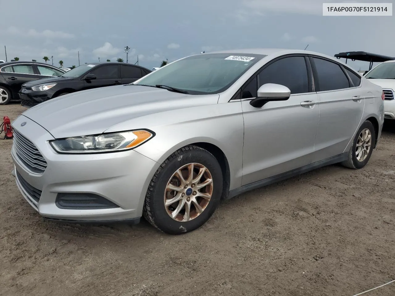 2015 Ford Fusion S VIN: 1FA6P0G70F5121914 Lot: 74975434