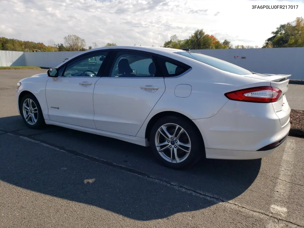 2015 Ford Fusion Se Hybrid VIN: 3FA6P0LU0FR217017 Lot: 76236524