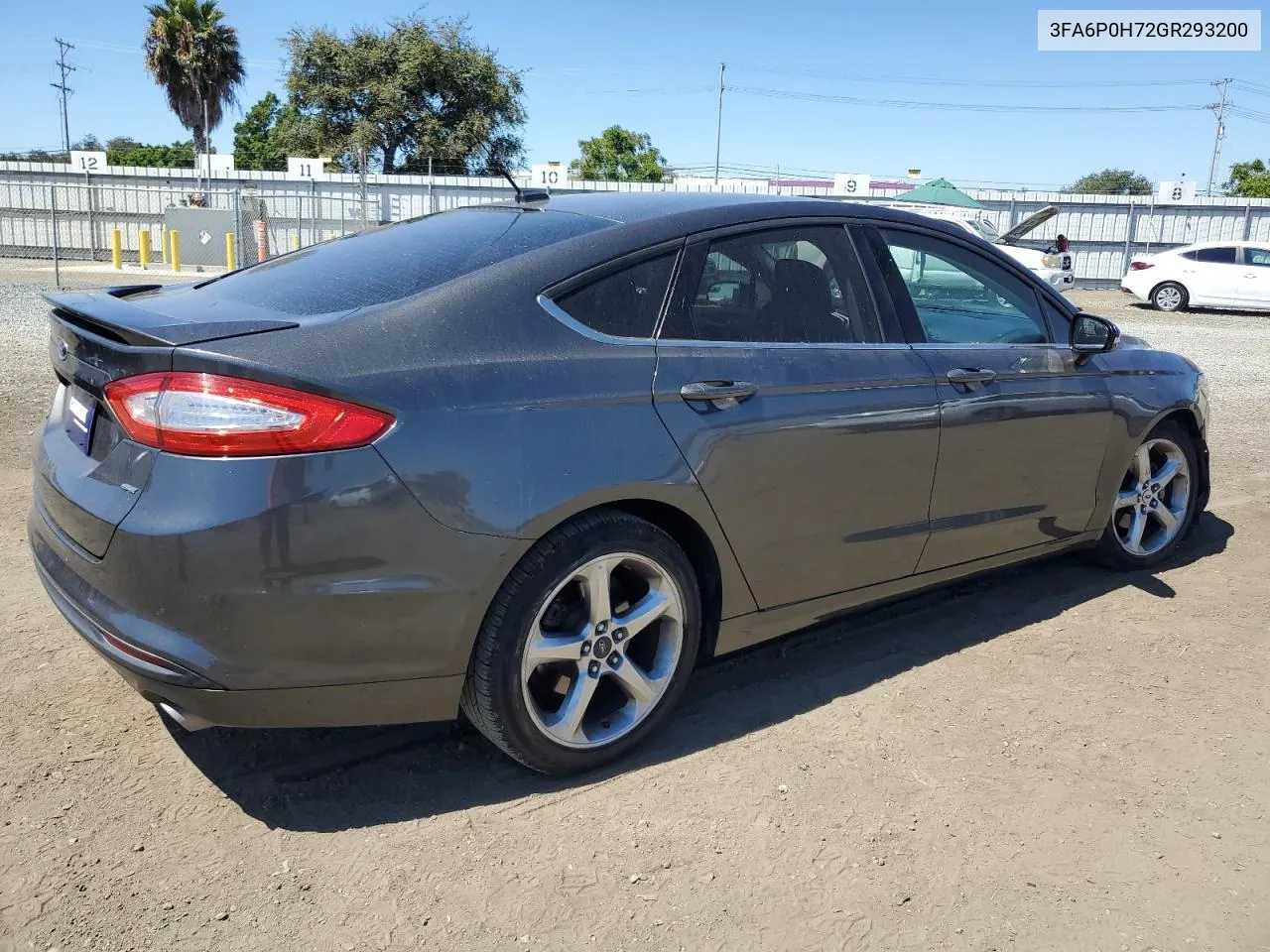 3FA6P0H72GR293200 2016 Ford Fusion Se