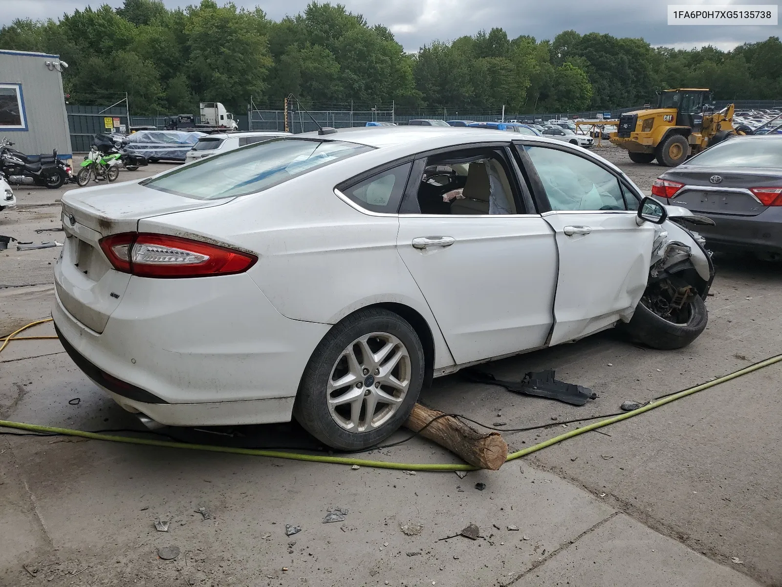 1FA6P0H7XG5135738 2016 Ford Fusion Se