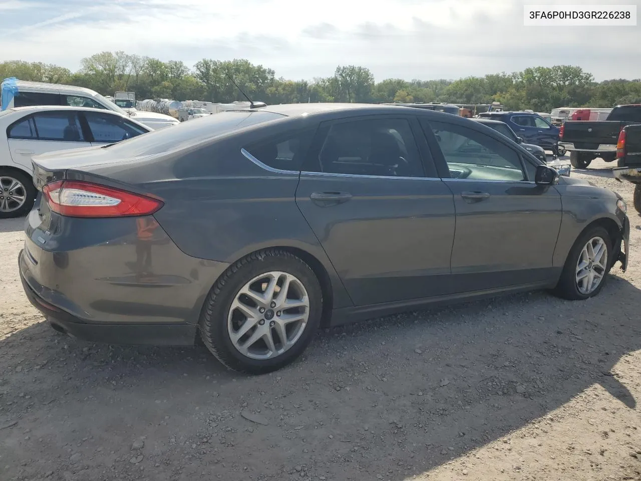 3FA6P0HD3GR226238 2016 Ford Fusion Se