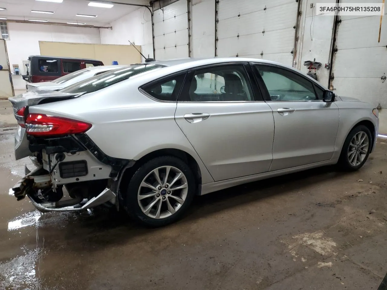 3FA6P0H75HR135208 2017 Ford Fusion Se