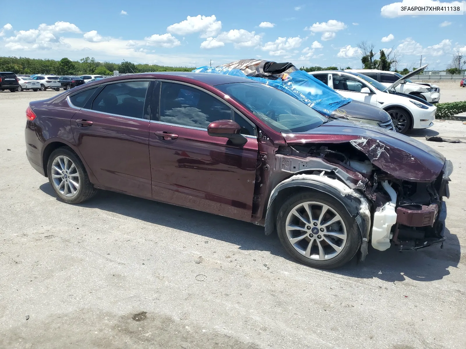 2017 Ford Fusion Se VIN: 3FA6P0H7XHR411138 Lot: 63895894