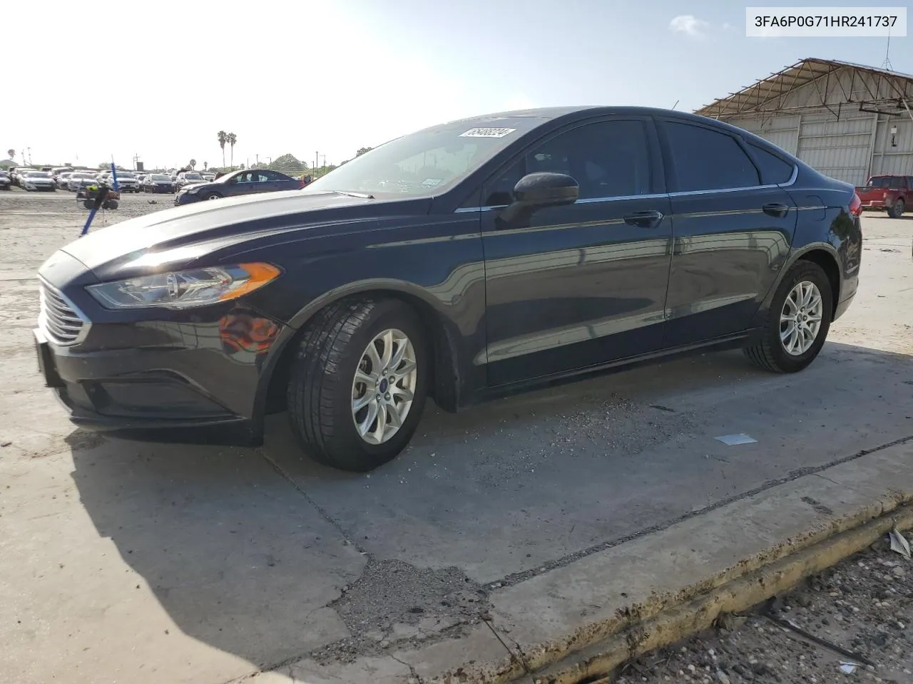 2017 Ford Fusion S VIN: 3FA6P0G71HR241737 Lot: 65488224