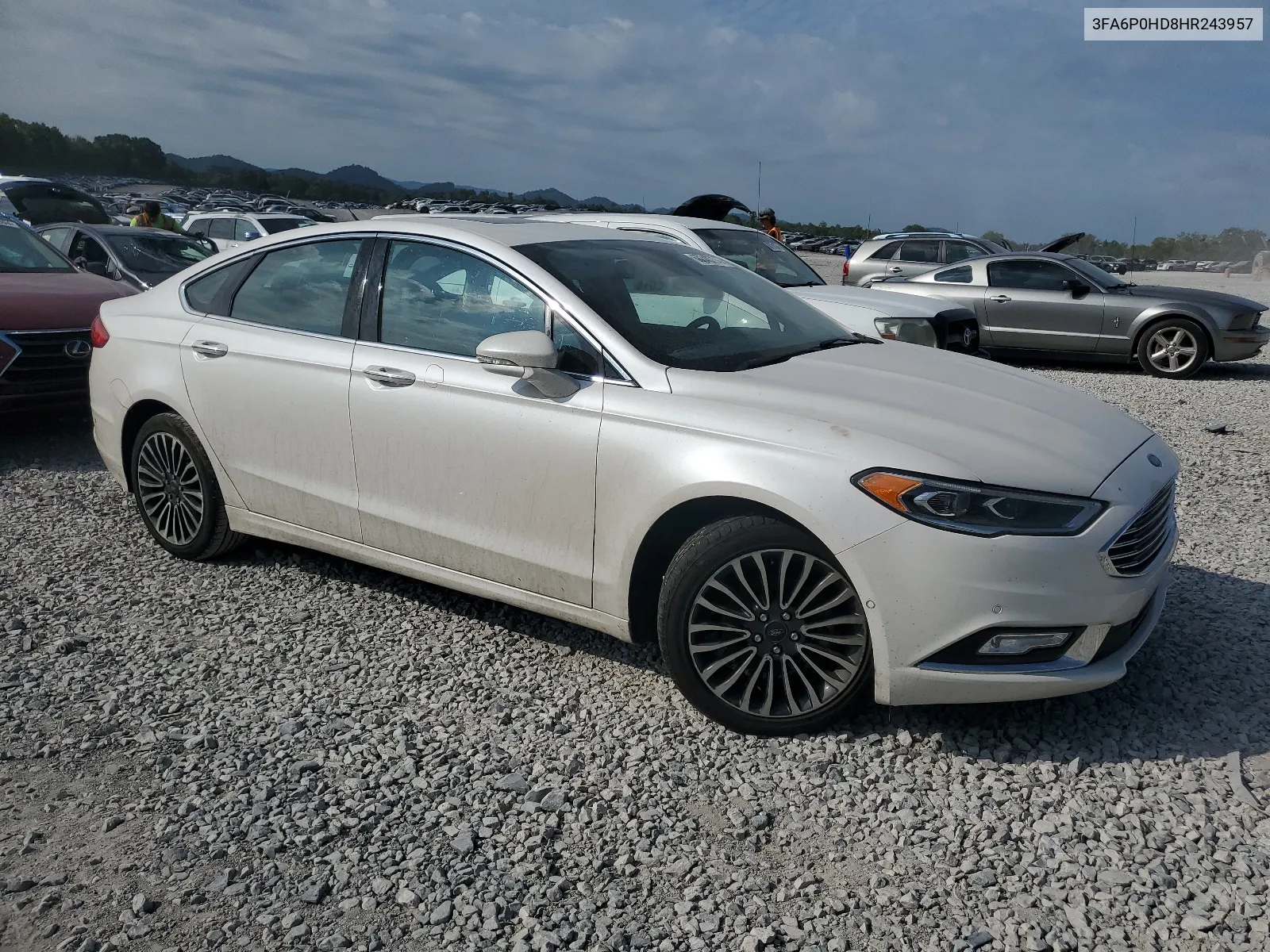 2017 Ford Fusion Se VIN: 3FA6P0HD8HR243957 Lot: 68348774