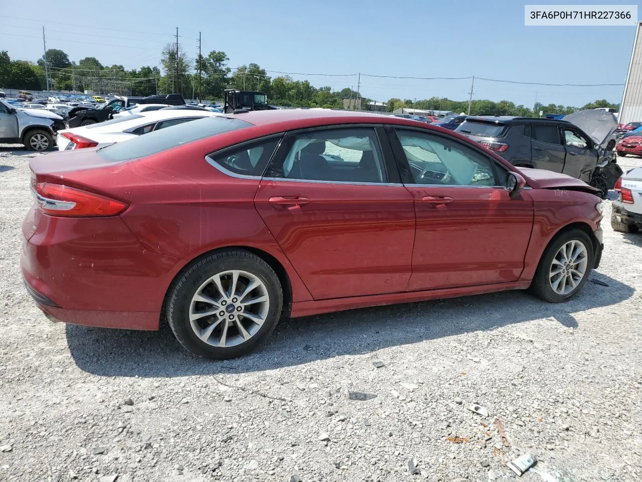 2017 Ford Fusion Se VIN: 3FA6P0H71HR227366 Lot: 68672584