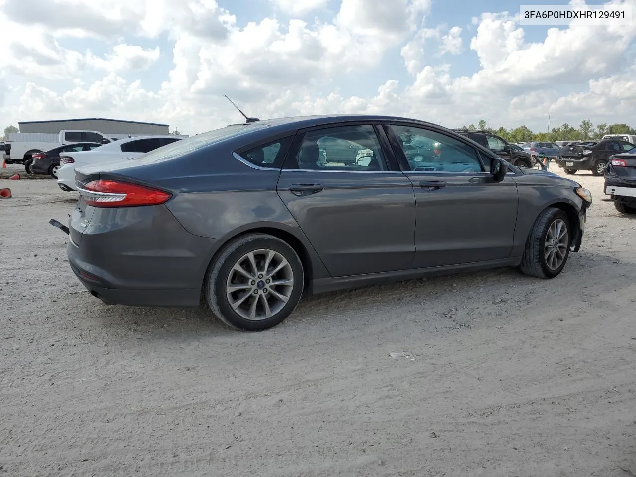 2017 Ford Fusion Se VIN: 3FA6P0HDXHR129491 Lot: 76096404