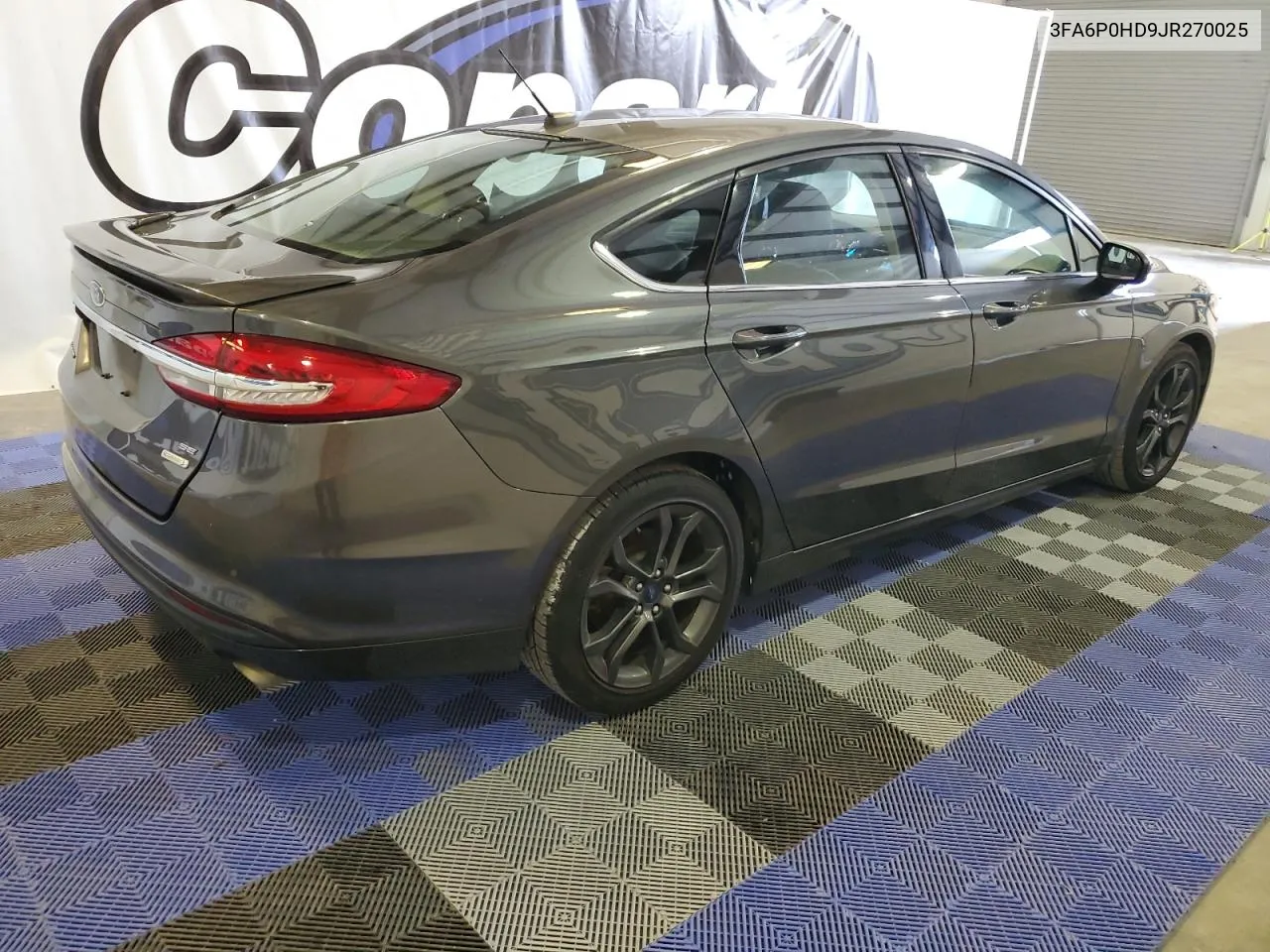 3FA6P0HD9JR270025 2018 Ford Fusion Se