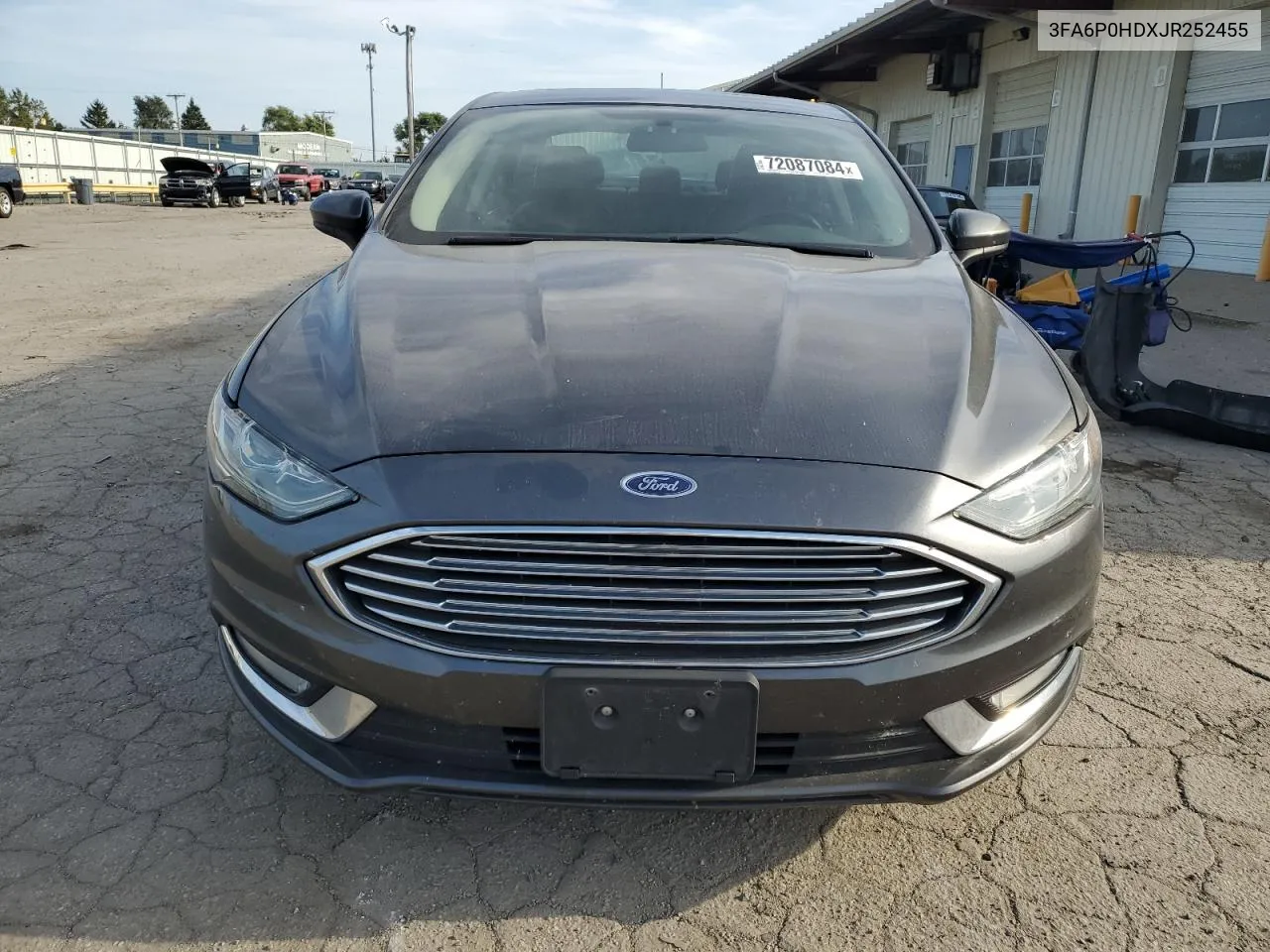 3FA6P0HDXJR252455 2018 Ford Fusion Se