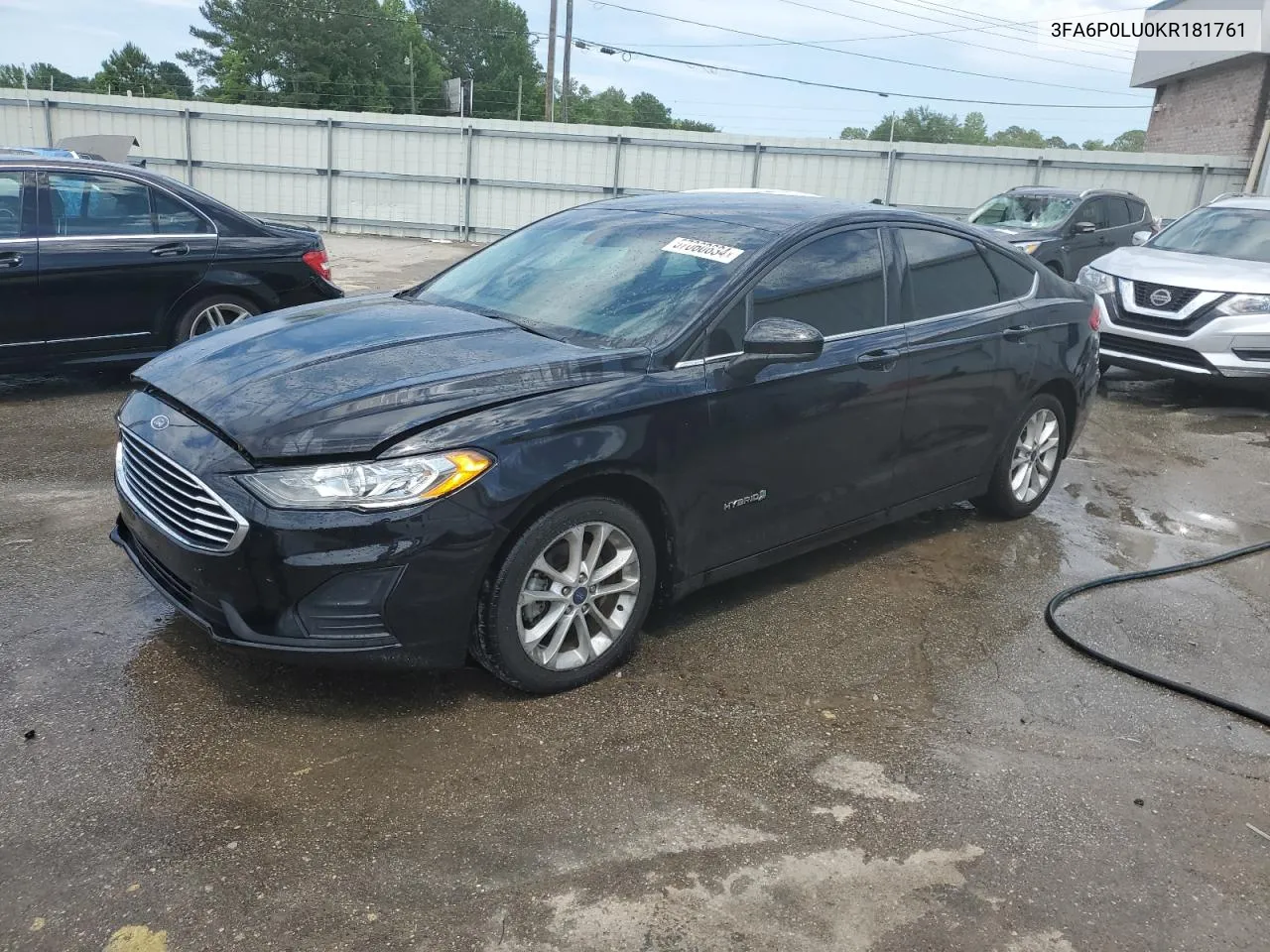 3FA6P0LU0KR181761 2019 Ford Fusion Se