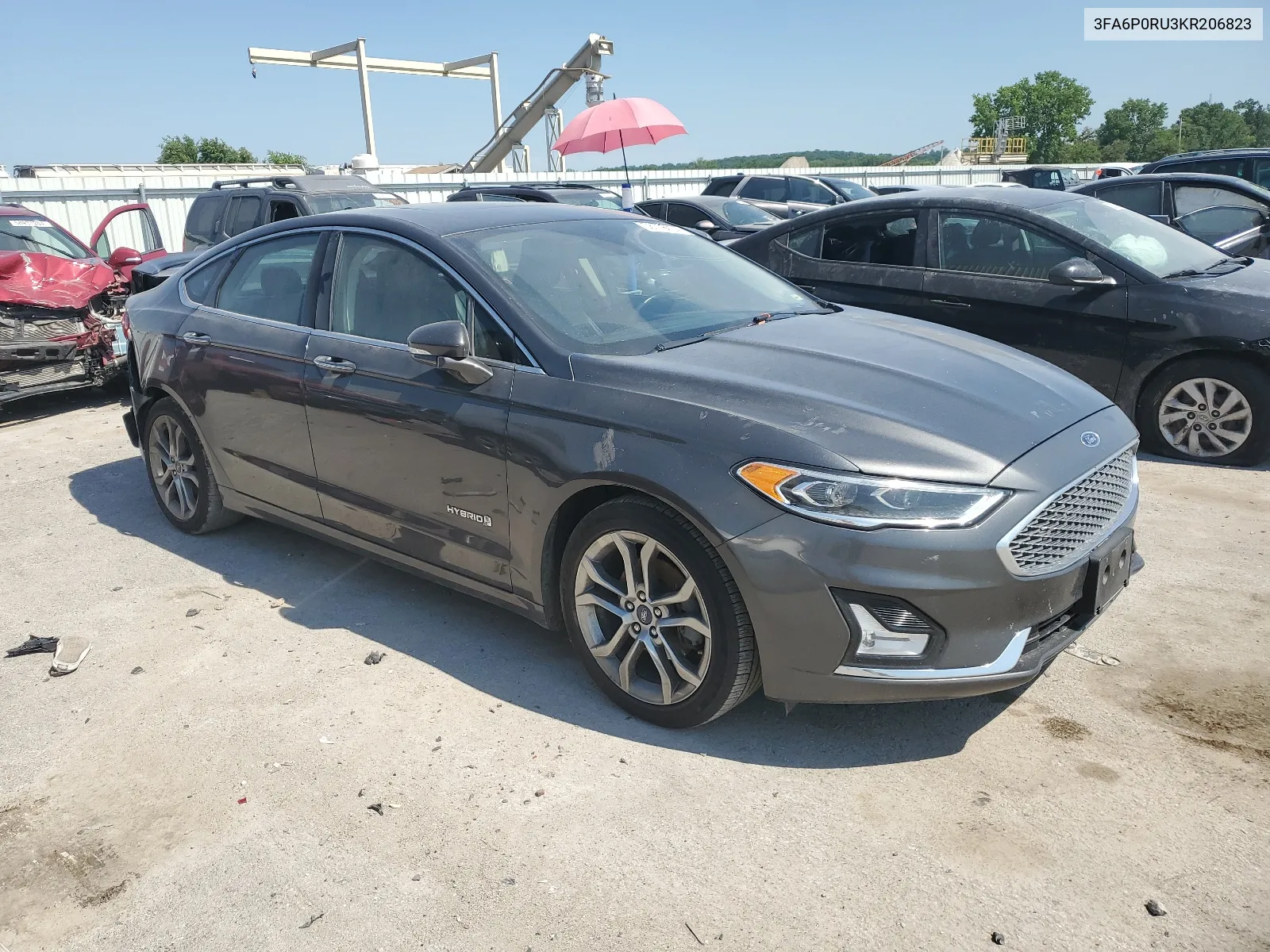 3FA6P0RU3KR206823 2019 Ford Fusion Titanium